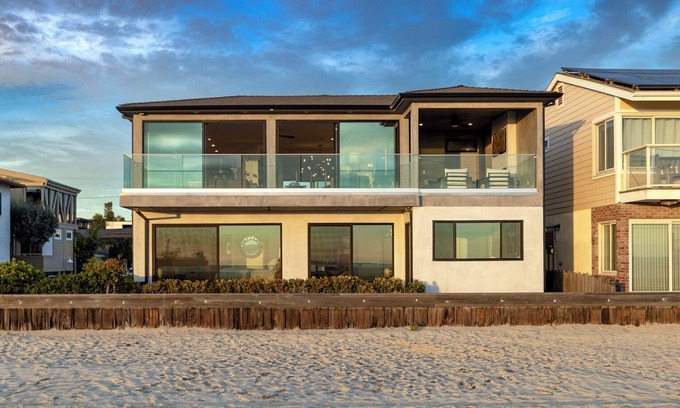 Peninsula Casa | BEACH FRONT DREAM