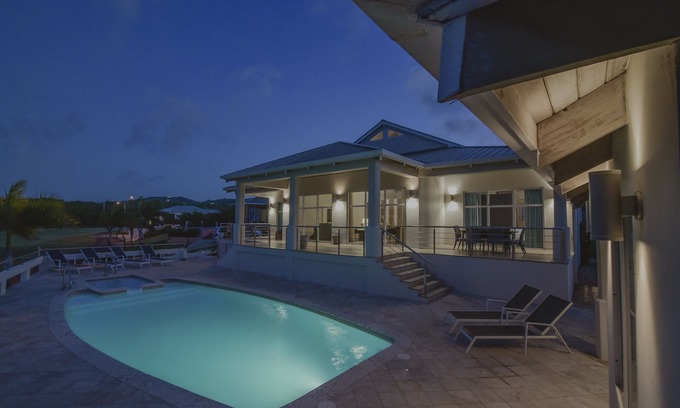 Florida Casa | Frente a la playa en la exclusiva elegancia Martineau Beach Estate.