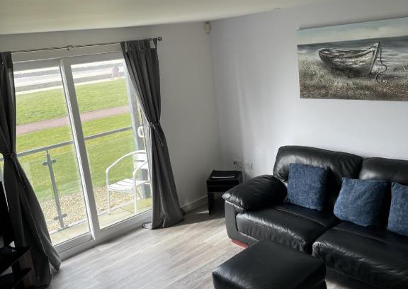 Llanelli Apartamento | Beach Front Ground Floor Apartment