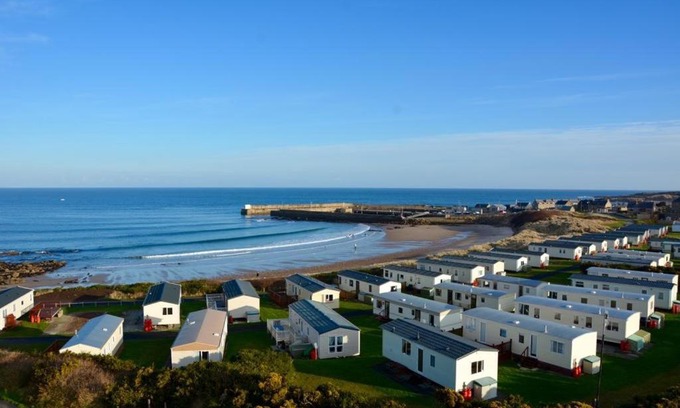 Hopeman Otro | Beach Front Holiday Home