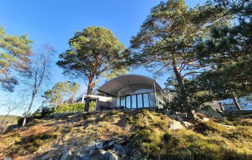Sveio Casa | Beach Front Home In Sveio With Wifi