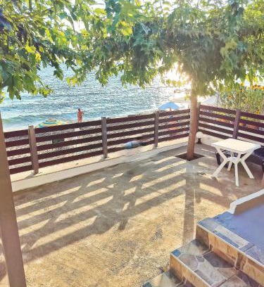 Skafidia Casa | Beach front house at Agios Ilias Pyrgos Near Ancient Olympia