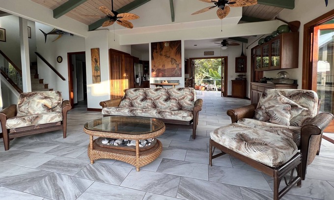 Honaunau-Napoopoo Casa | Frente a la playa Kealakekua Bay