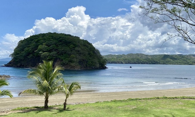 Las Escobas del Venado Condominio | Beach Front unit with amazing sunset and Playa Venao view