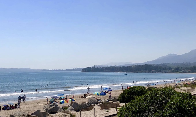 Carpinteria Apartamento | Beach front Sea Loft in Santa Barbara. Weekly discounts. Best beach sunsets!
