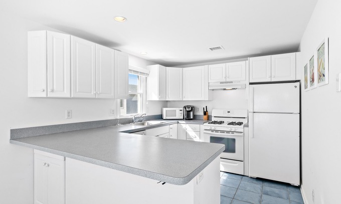 Beach Haven Terrace Casa | Beach Front!