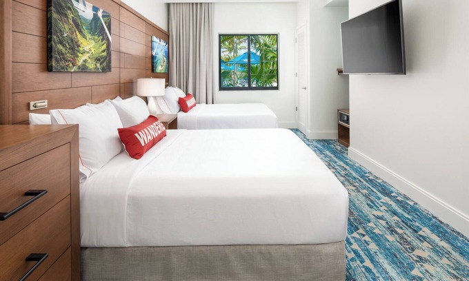 Park Shore Hotel | Beach Getaway Ideal for Family | Spacious Suite w/ Kitchen | Free Parking