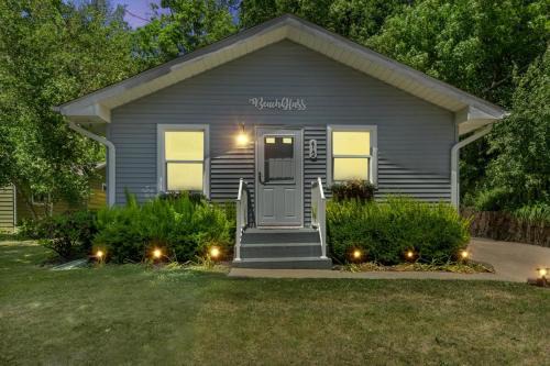 Saugatuck Casa | Beach Glass