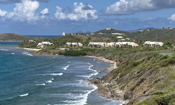 Estate Salt River Condominio | Beach Happy! A stunning 3 bed/3 bath condo on St Croix's north shore