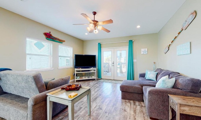 Fort Morgan Casa | Beach Happy