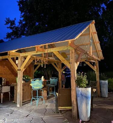 Berlin Casa | BEACH HAVEN Dog friendly farmette Great for 2 couples