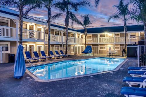 North Pacific Beach Hotel | Beach Haven