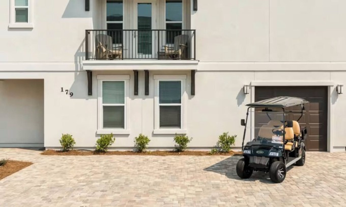 Emerald Waters Village Casa | Beach Home w/Pool, Golf Cart, 5-Bedrooms in Charming Miramar Beach