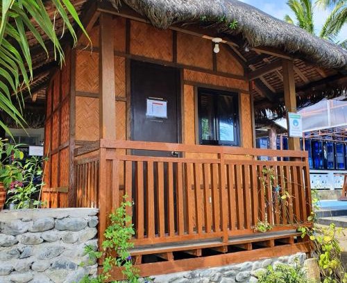 Real Hotel | BEACH HOUSE - Appleton Liitle Paradise Beach Resort & Restaurant