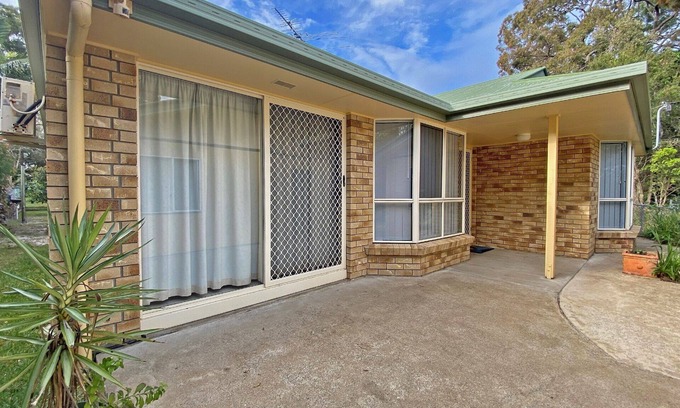 Amity Point Casa | Beach House Backing onto Bush