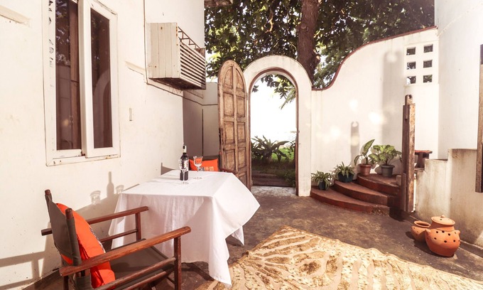 Mbezi Beach Casa | Beach House - Complimentary Breakfast & fast Wifi