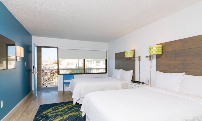 Dewey Beach Hotel | Beach House Dewey