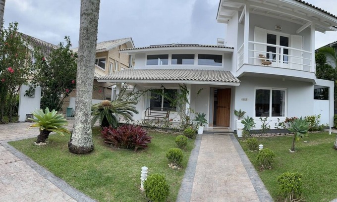 Jurere Internacional Casa | Jurerê Internacional beach house 5 suites 150m from the sea