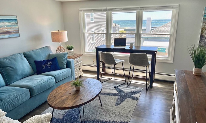 Old Orchard Beach Casa | Beach House ∆ Prime Location ∆ Steps to the Ocean