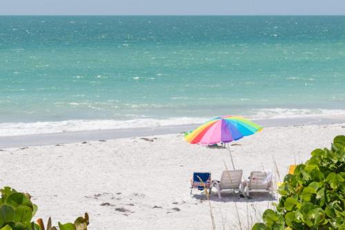 Bradenton Beach Casa | Beach House Resort 3