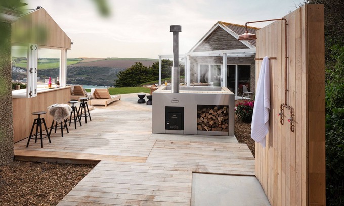 Trenance Casa | Beach House - Sea Views & Hot Tub