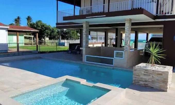 Salinas Casa | Beach House w/ pool/ac/wifi/cable/ Salinas PR
