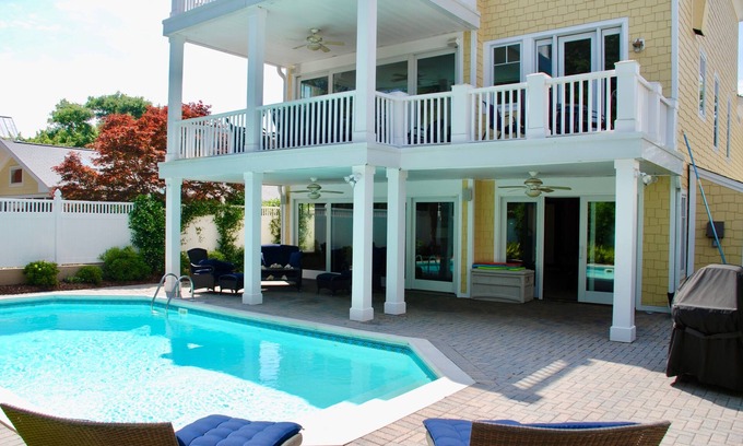 Northeast Virginia Beach Casa | ¡La vida en la playa es buena!