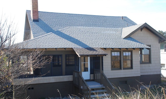 Cottage Line Cabaña | Beach Lovers Delight (3-Bedroom Cottage) - Pets Allowed by RedAwning