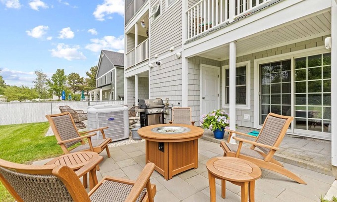Old Orchard Beach Condominio | Beach luxury Condo in Old Orchard Beach, ME, Spacious 4-bdrm, 3 1/2 bath w/AC