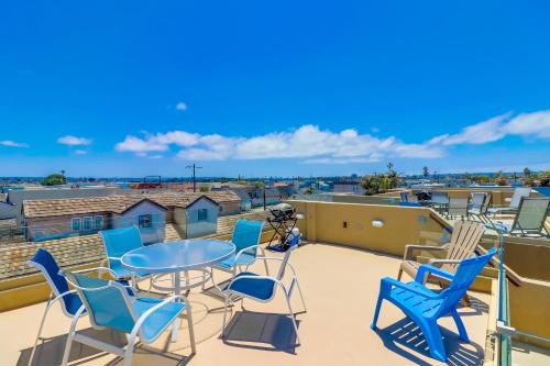 Mission Beach Casa | Beach Oasis - Rooftop, Steps2Sand and Water Views
