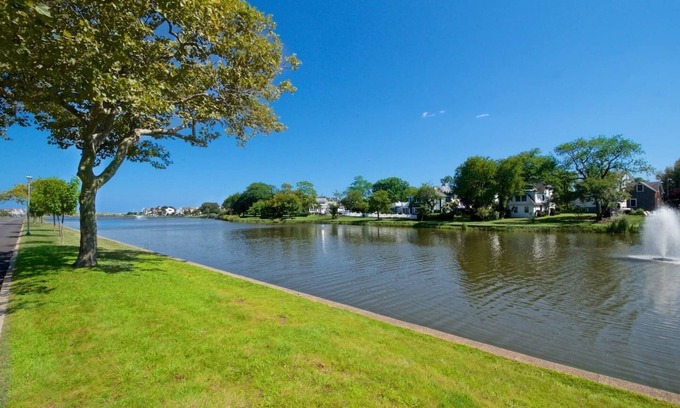 Bradley Beach Casa | Beach Paradise - Spacious Home 5 Min Walk to Beach
