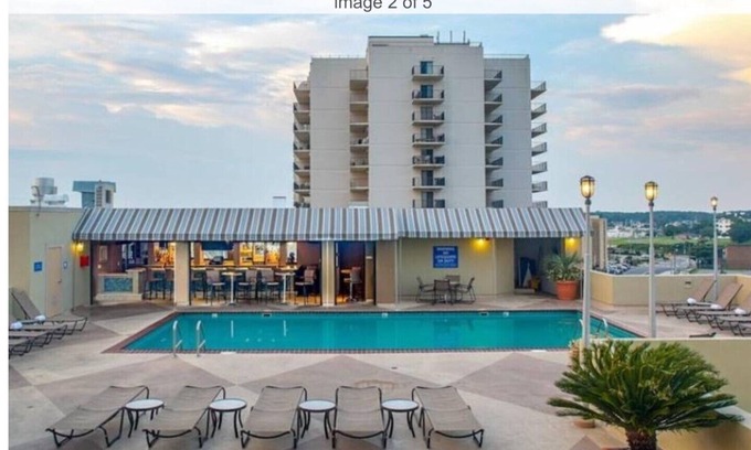 Virginia Beach Condominio | Beach Quarters Resort, frente al mar 7 / 6-7 / 13-1BR / 1BA, para 6 personas