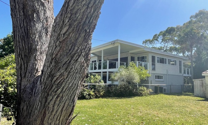 Bundeena Casa | Beach side home in the heart of the Royal National Park