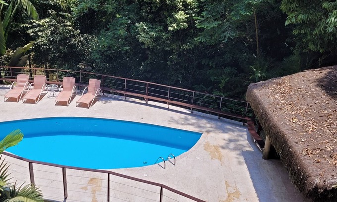 Cidade Jardim Tom Casa | Beach side house, Cond. Tijucopava