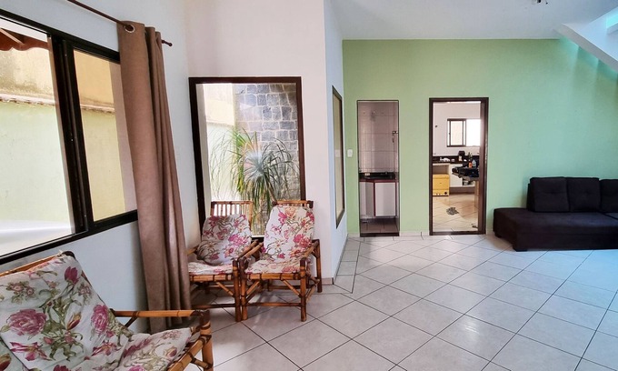 Santa Terezinha Casa | Beach side house w/ pool in upscale condominium