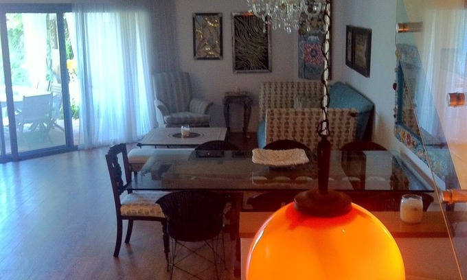Tel Aviv Promenade Cabaña | Beach spacious cottage