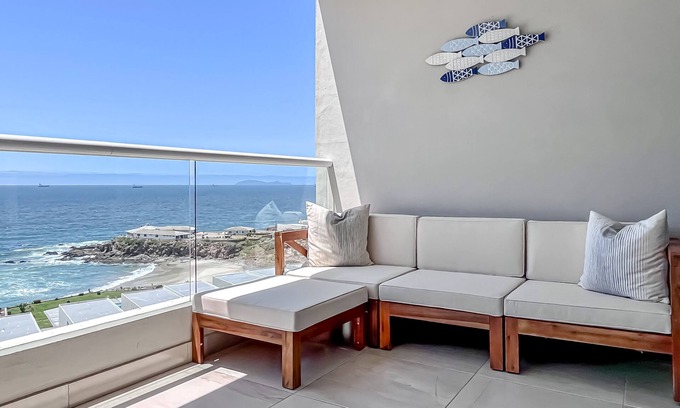 Playa Encantada Condominio | PlayaYSol-JollaExcelencia-PiscinaInteriorYAccesoALaPlaya