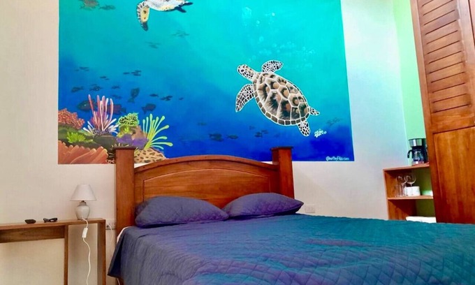 Matapalo Casa | Beach Townhouse, A/C Tortuga (Kitchenette +)