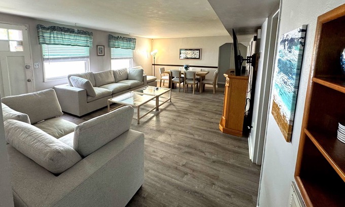 Bayview Casa | Beach Vacation Home 1. A 5 cuadras de la playa