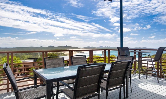Boat Harbour Casa | 'Beach View At One Mile', 26/08 One Mile Close - piscina de complejo infinito y WIFI