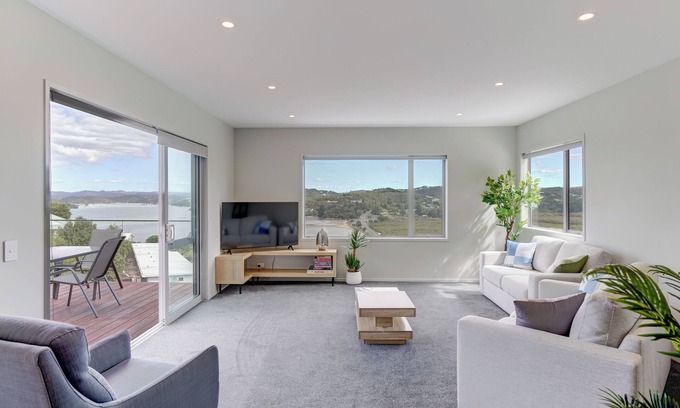 Paihia Casa | Beach View on Binnie