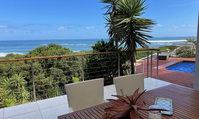 West Bank Casa | Beach View Paradises