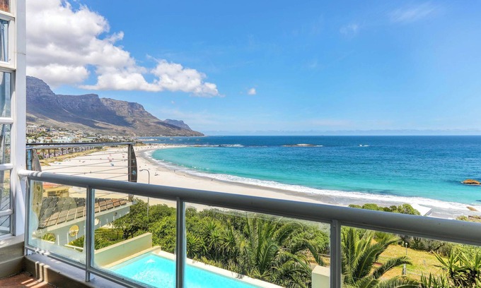Camps Bay Villa | Beach Villa 1 - Camps Bay