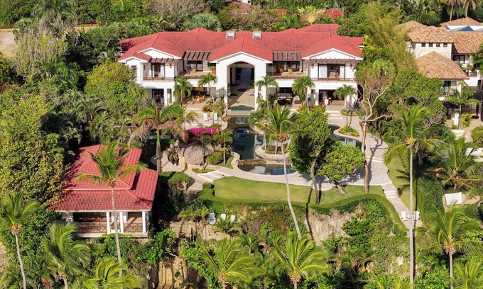 Cabrera Villa | Villa Flor de Cabrera está diseñada para bodas y otras celebraciones.