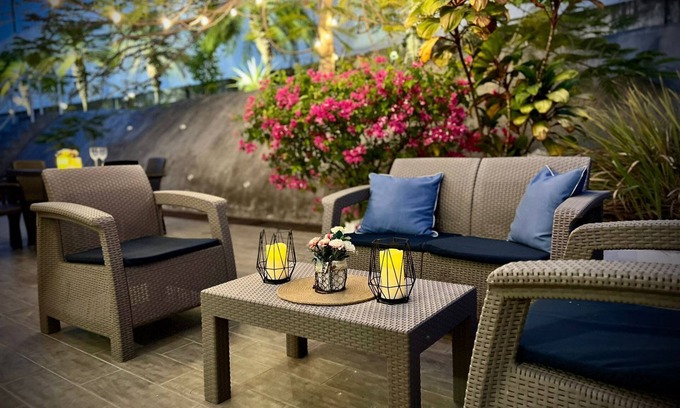 Las Guias Oriente Apartamento | Beach villa with cozy terrace