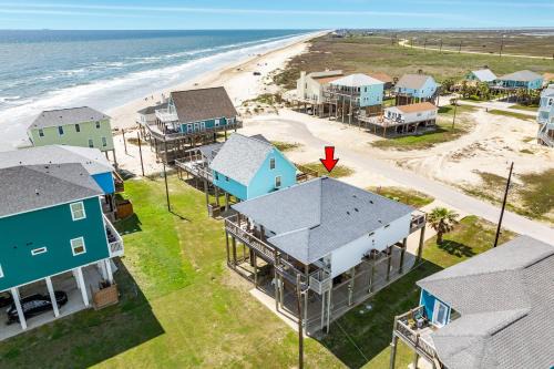 San Luis Casa | Beach & Water Views on 3 Sides Screened Porch