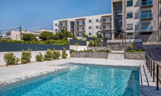 Nazare Condominio | Beach Waves Home