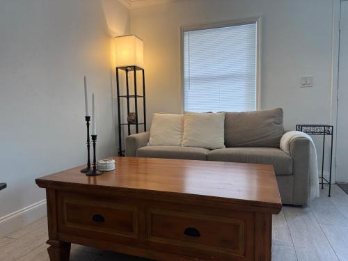 Bayou Oaks Apartamento | Beach, Work & Relax I Sarasota Gem I Monthly Disc