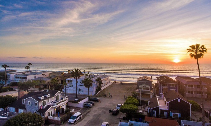 Del Mar Cabaña | Beachbound Bliss in Del Mar - New Listing