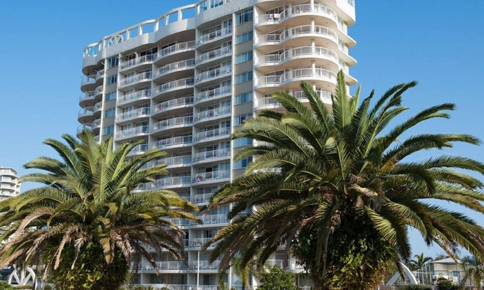 Coolangatta Casa | Beachcomber Resort, Coolangatta